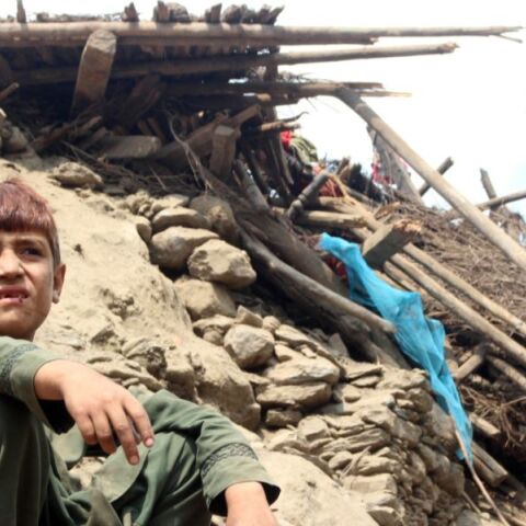 Αφγανιστάν: Λιγοστεύουν οι ελπίδες για επιζώντες - Περιορισμένη η διεθνής βοήθεια