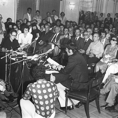 51 χρόνια από την ίδρυση του ΠΑΣΟΚ: Ένα πάντα επίκαιρο κείμενο του Κώστα Λαλιώτη