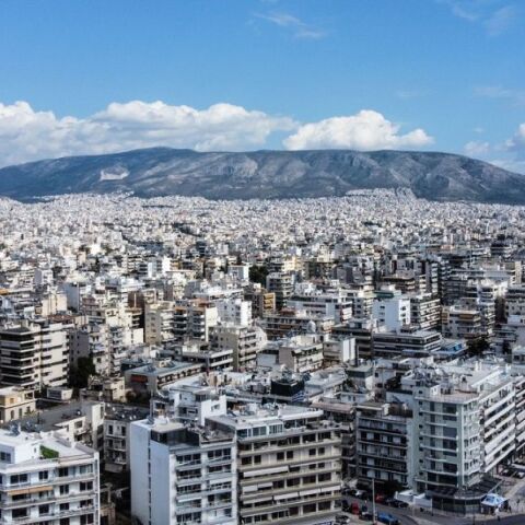 Αύξηση 1,7% σημείωσε το ΑΕΠ το δεύτερο τρίμηνο του 2025, σύμφωνα με τα στοιχεία της ΕΛΣΤΑΤ - Η ελληνική οικονομία σε ανοδική πορεία