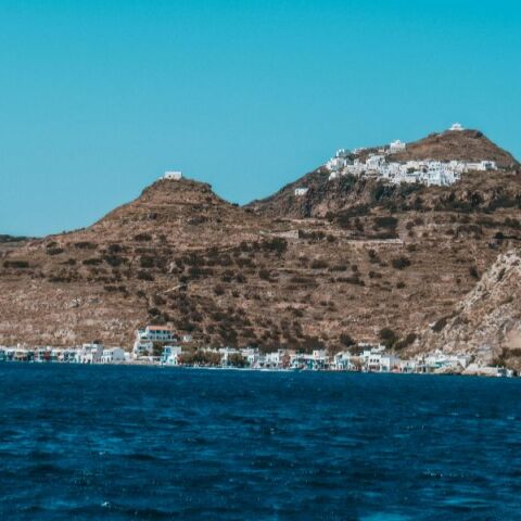 Ποια είναι τα νησιά στα οποία θα μειωθεί κατά 30% ο ΦΠΑ