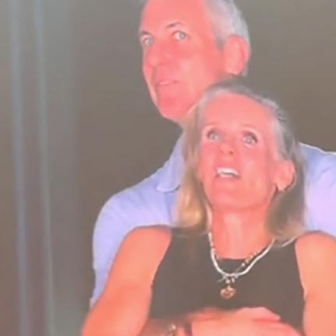 Οι συνέπειες της kiss cam των Coldplay σε πλήρη εξέλιξη 