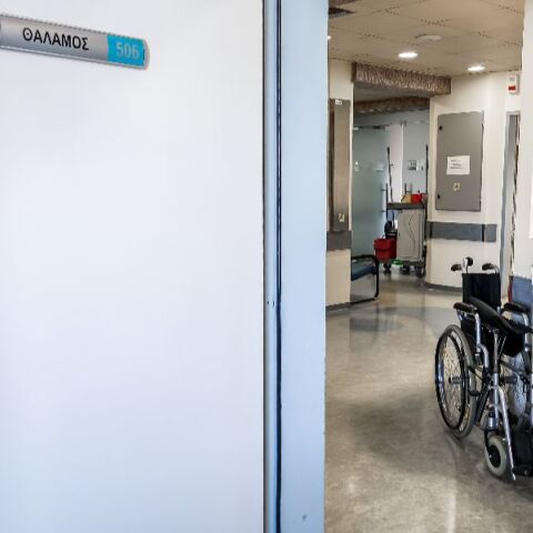 Έως και 5.000 ευρώ ζητούσε ο Διευθυντής της Καρδιοχειρουργικής στο Ιπποκράτειο για να παρακάμπτονται οι λίστες αναμονής