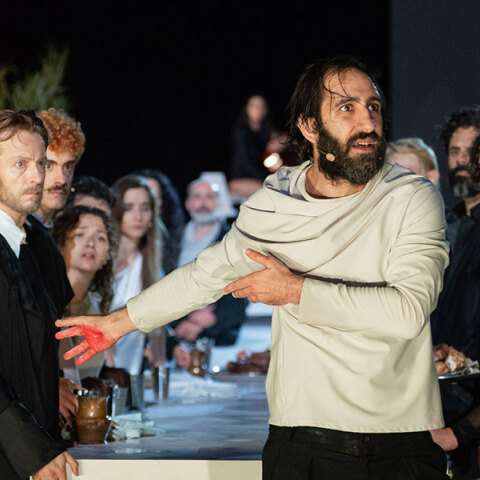 «ζ-η-θ-Ο ξένος» σε σκηνοθεσία Μιχαήλ Μαρμαρινού