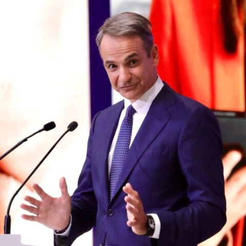 Μητσοτάκης σε φον ντερ Λάιεν: Σας ευχαριστούμε που τιμήσατε τους γενναίους Έλληνες πυροσβέστες