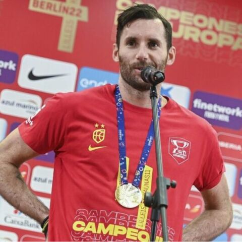 Eurobasket 2025: Ο Ρούντι Φερνάντεθ έκανε τις δικές του προβλέψεις, εκδηλώνοντας τον θαυμασμό του για τη Φινλανδία και δίνοντας “ψήφο” κατάκτησης στην Τουρκία.