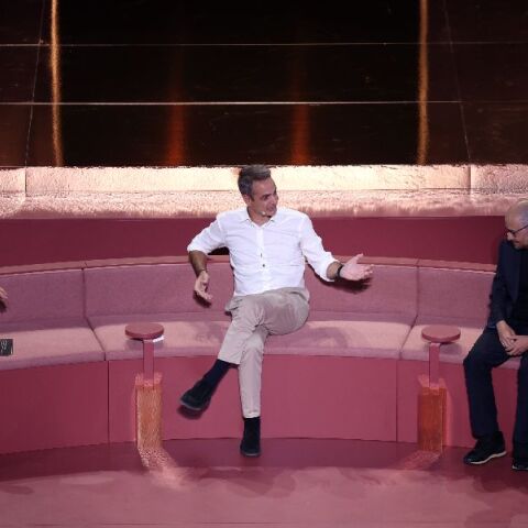 Ο Κυριάκος Μητσοτάκης συζήτησε με τον νομπελίστα και CEO της Google DeepMind, Ντέμη Χασάμπη - «Να δώσουμε προσοχή στο deepfake» 