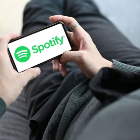 Το Spotify ανακοινώνει lossless ήχο για premium συνδρομητές, σε ποιότητα FLAC, σε μια κίνηση ανταγωνισμού με Apple Music και Tidal.