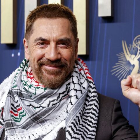Ο Χαβιέρ Μπαρδέμ δηλώνει στα βραβεία Emmy πως δεν θα συνεργαστεί με εταιρείες που σχετίζονται με το Ισραήλ, καταγγέλλοντας γενοκτονία στη Γάζα