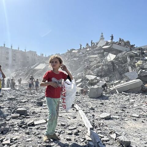 «Η Γάζα καίγεται» λέει ο Ισραηλινός υπουργός Άμυνας - Ο Ρούμπιο πιέζει τη Χαμάς για εκεχειρία