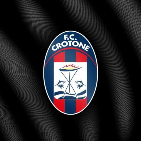 Η ιταλική ομάδα της Serie C Κροτόνε θα συνεχίσει την αγωνιστική της πορεία υπό την επίβλεψη διαχειριστών - Δικαστήριο διαπίστωσε διείσδυση της μαφίας.