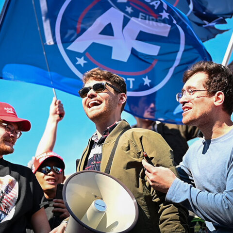 Στα ίχνη της αμερικανικής ακροδεξιάς: Φουέντες, Groyper και διαδικτυακή υποκουλτούρα