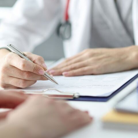 Επιστήμονες ανέπτυξαν σύστημα τεχνητής νοημοσύνης που μπορεί να εκτιμήσει μελλοντικούς κινδύνους υγείας για έως και 20 χρόνια πριν. 