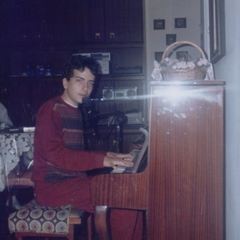 Στάθης Δρογώσης 90s