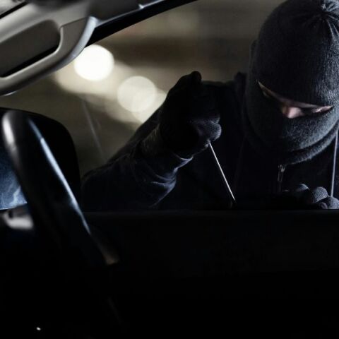 Αυξάνονται οι κλοπές των αυτοκινήτων σε όλη την Ευρώπη, με την Ελλάδα να καταγράφει μία κλοπή ανά τρεις ώρες, σύμφωνα με στοιχεία που ανακοινώθηκαν