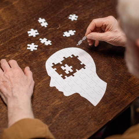 21 Σεπτεμβρίου | Παγκόσμια Ημέρα Νόσου Αλτσχάιμερ - Τι είναι και ποιο το πρώιμο στάδιο