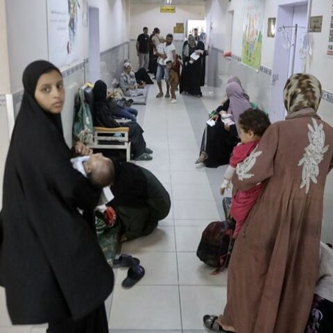 Καταρρέουν και τα τελευταία νοσοκομεία στη Γάζα - «Γιατροί κάνουν επεμβάσεις χωρίς αναισθητικό»