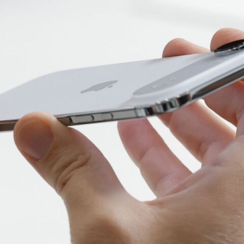 Το iOS 26 της Apple φέρνει νέα χαρακτηριστικά στα iPhone που δίχασαν τους χρήστες - Δείτε πώς να κλείσετε τέσσερις επίμαχες λειτουργίες