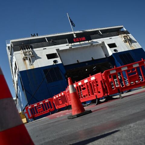 Πώς εγκλωβίστηκε ο 20χρονος ναυτικός στην πόρτα του γκαράζ -«Δε χώρεσε, προσπάθησε να την ανοίξει όλη αλλά  έκλεισε»