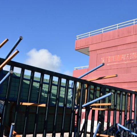 Καλή σχολική χρονιά με την κατάληψη του ΕΠΑΛ Καλαμάτας