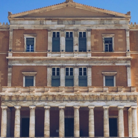 Μόνο η βελόνα του λαϊκισμού κουνιέται προς τα πάνω