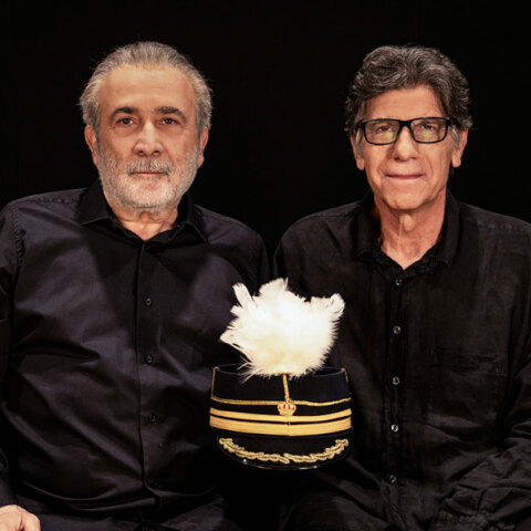 «Ένας Ήρωας με Παντούφλες» στο θέατρο Βέμπο