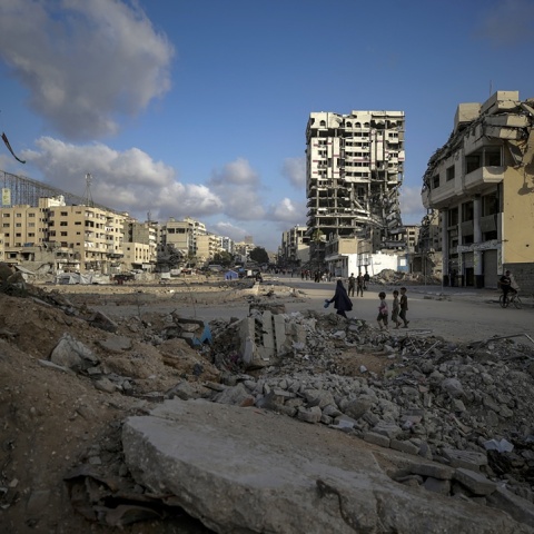 Κατεστραμμένα κτίρια στη Γάζα