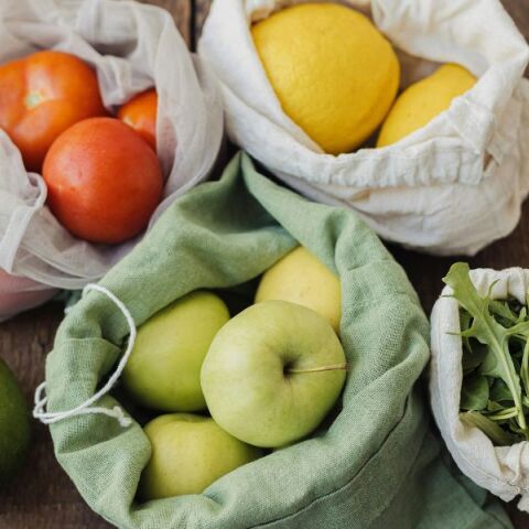 ΕΛΣΤΑΤ: Το 7% του πληθυσμού της χώρας αντιμετώπισε πέρυσι μέτρια ή σοβαρή ανεπάρκεια τροφής, ενώ το 1,6% σοβαρή ανεπάρκεια