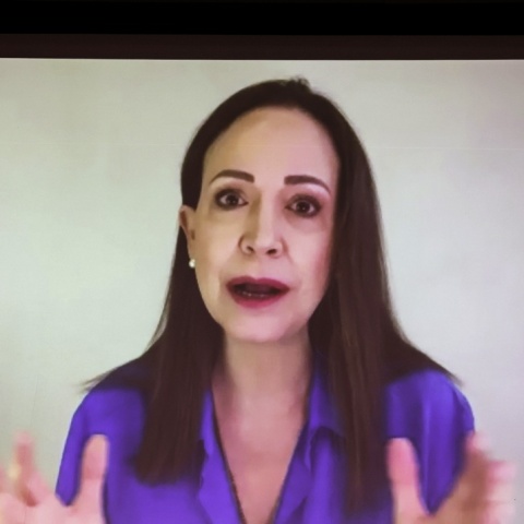 Μαρία Κορίνα Ματσάδο: Είναι μια τεράστια αναγνώριση - Η πρώτη δήλωση για το Νόμπελ Ειρήνης