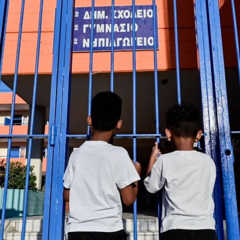 Ο Δήμος Αθηναίων ξεκινά εκστρατείες στα σχολεία για τη σωστή διατροφή και την ασφαλή χρήση του Διαδικτύου - Ενημερώσεις και βιωματικές δράσεις με ειδικούς