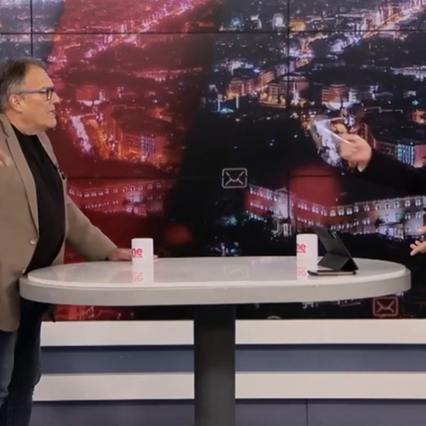 Πώς τολμά ο Ζαχαρός να ενοχλεί τους συντρόφους;