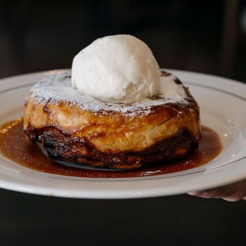 7 αθηναϊκά εστιατόρια που σερβίρουν επικά γλυκά