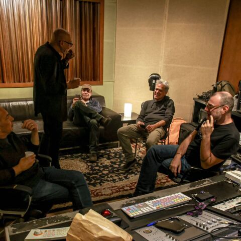 Γιάννης Ντρενογιάννης - VooeeTone: Παραμένω ένας πιτσιρικάς που λαχταράει να παίξει μουσική