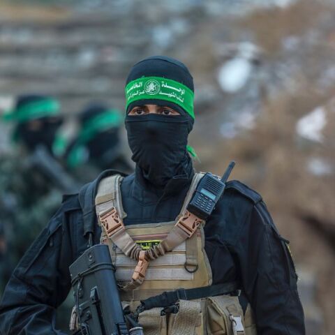 Οι ΗΠΑ προειδοποιούν ότι η Χαμάς ετοιμάζει «επικείμενη» επίθεση εναντίον αμάχων στη Γάζα, που θα συνιστά σοβαρή παραβίαση της εκεχειρίας με το Ισραήλ.