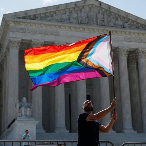 Ο Ντόναλντ Τραμπ και η ιδιόρρυθμη σχέση του με την LGBTQ+ κοινότητα