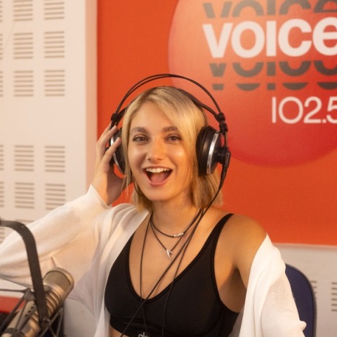 Αθηνά Κλήμη, ραδιοφωνική παραγωγός στον Voice 102.5