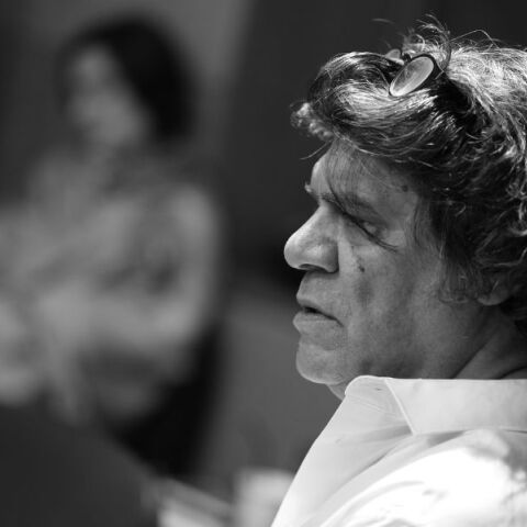 Νίκος Ξυδάκης: Ένας εικαστικός συνθέτης, ένας άνθρωπος μεταξωτός