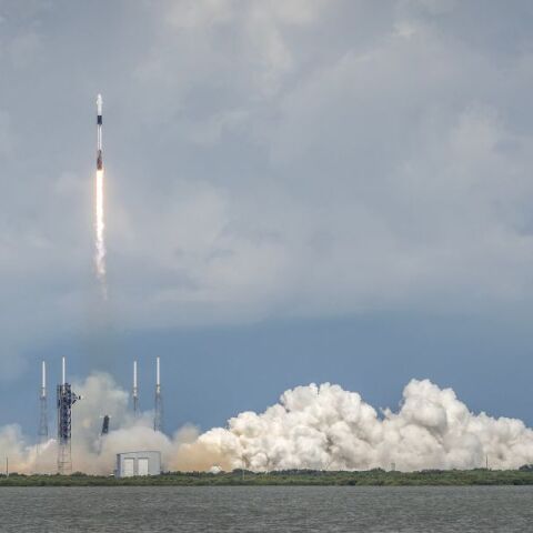 Airbus, Leonardo και Thales συμφώνησαν να συνδυάσουν τις διαστημικές τους δραστηριότητες με στόχο τη δημιουργία ευρωπαϊκού «αντιπάλου» της SpaceX του Έλον Μασκ