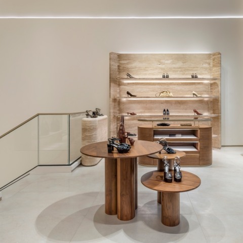  Jimmy Choo μπουτίκ