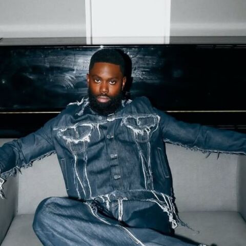 Ο ράπερ Ghetts αντιμετωπίζει κατηγορίες μετά τον θάνατο ενός άνδρα σε τροχαίο με εγκατάλειψη στο βορειοανατολικό Λονδίνο.