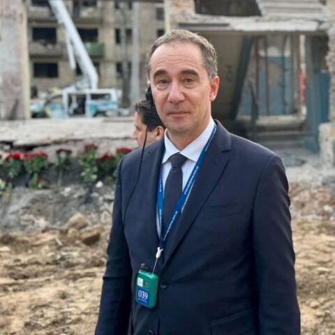 Αλέξανδρος Δημητρακόπουλος: Ο Έλληνας πρέσβης στην Ουκρανία μας ξεναγεί στην «κανονικότητα του κινδύνου»