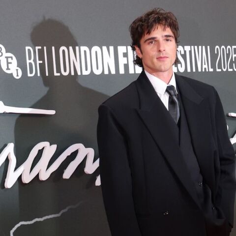 Το Netflix παρουσίασε την πρώτη εικόνα του Τζέικομπ Ελόρντι ως το τέρας του Φρανκενστάιν στη νέα ταινία του Γκιγιέρμο ντελ Τόρο