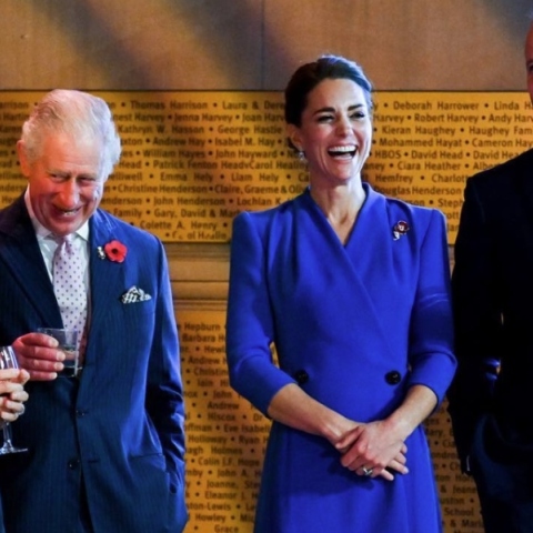 Η Κέιτ Μίντλετον με ακόμα μία δημιουργία Eponine London 