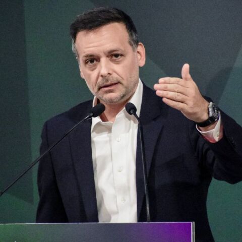 Χάρης Δούκας: Οι έξι προτάσεις για το ΠΑΣΟΚ - Ο δήμαρχος Αθηναίων κατέθεσε τις θέσεις του για την πολιτική και οργανωτική πορεία του κόμματος ενόψει Συνεδρίου