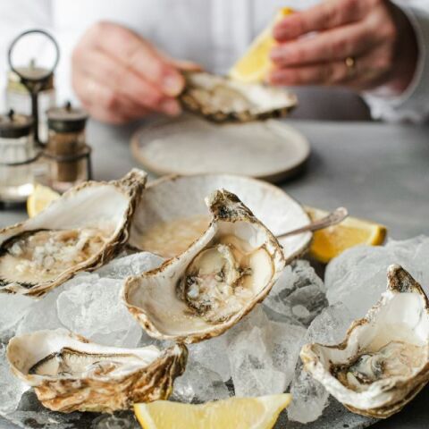 Η στυτική δυσλειτουργία επηρεάζει εκατομμύρια άνδρες - Ένας ειδικός εξηγεί ποια «υπερτρόφιμα» ενισχύουν τη στύση και την καρδιαγγειακή υγεία.