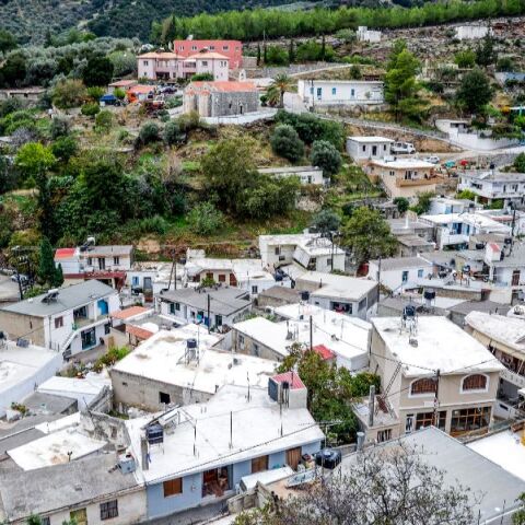 Βορίζια: Οι Αρχές εξετάζουν αν το όπλο που βρέθηκε στη σπηλιά  σκότωσε την 56χρονη Ευαγγελία Φραγκιαδάκη.