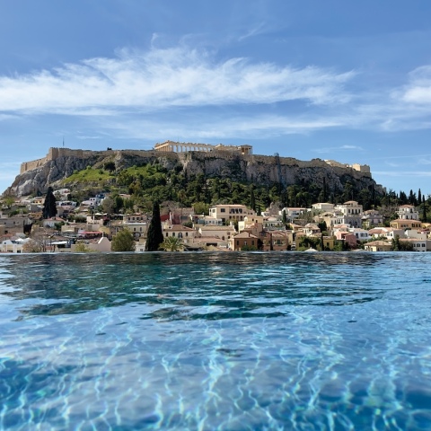 01-the-dolli-rooftop-pool-acropolis-view