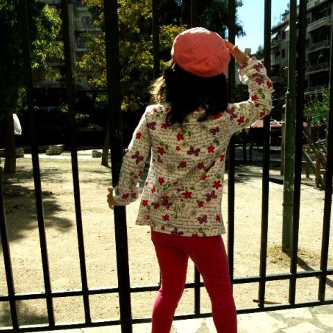 Συναγερμός σε Αγία Παρασκευή και Χολαργό για τον 67χρονο που προσεγγίζει ανήλικα παιδιά σε πλατείες και σχολεία