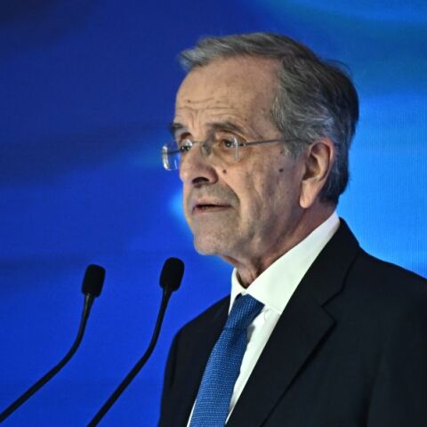 Σαμαράς για Μέρκελ: Έπαιξε άσχημο παιχνίδι στα μνημόνια – Ήθελε να βγούμε από το ευρώ για παραδειγματισμό