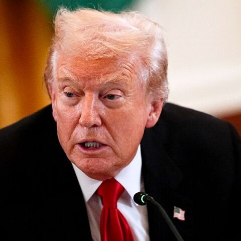 Ο Τραμπ επιτέθηκε φραστικά σε δημοσιογράφο του Bloomberg: Είσαι ο χειρότερος, δεν ξέρω γιατί σε έχουν