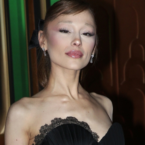 Η Αριάνα Γκράντε ανακοίνωσε την τελευταία περιοδεία της 